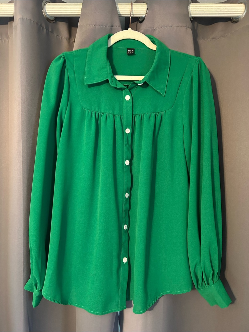 SHEIN Emerald Green Button-Down Blouse